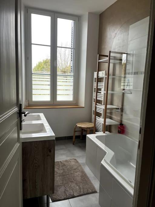 La Maison De Paulette Meuble De Tourisme 4 Etoiles Neuvy-le-Roi Luaran gambar