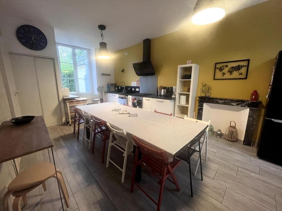 La Maison De Paulette Meuble De Tourisme 4 Etoiles Neuvy-le-Roi Luaran gambar